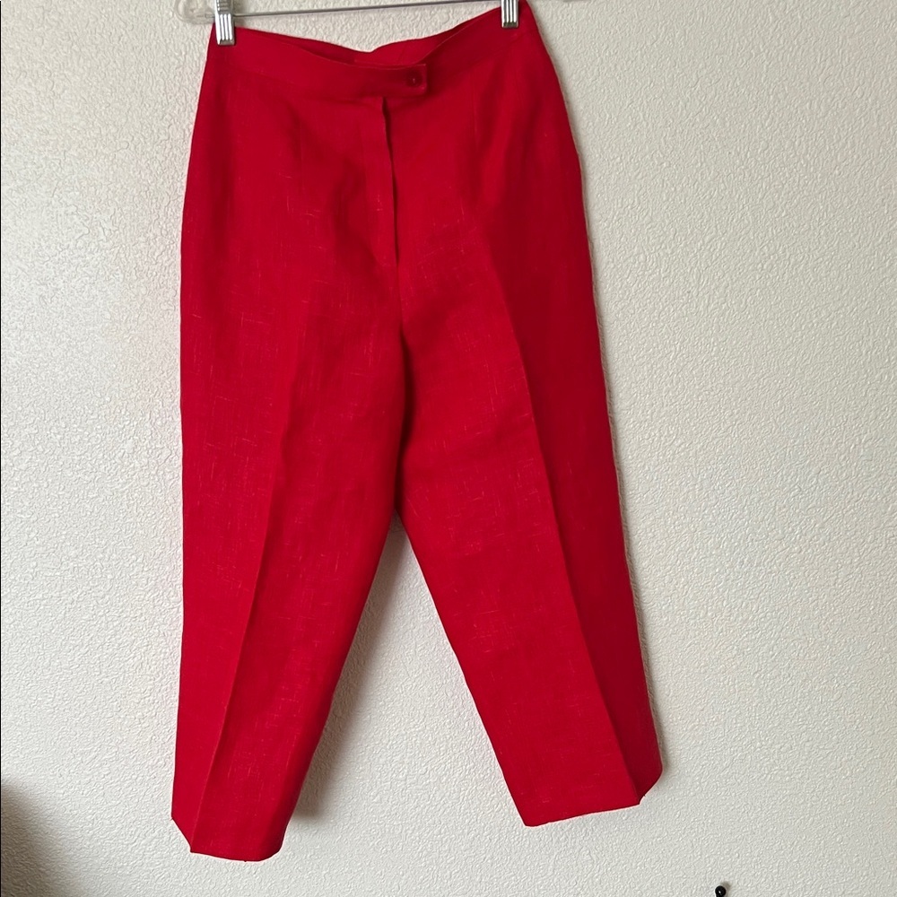 Harve Bernard  Red Capri size 8 Linen